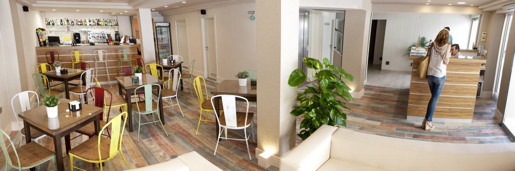 Hostal Loimar Torre Del Mar Zewnętrze zdjęcie